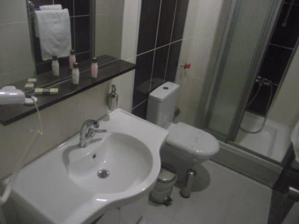 Standart Üç Kişilik Oda 3