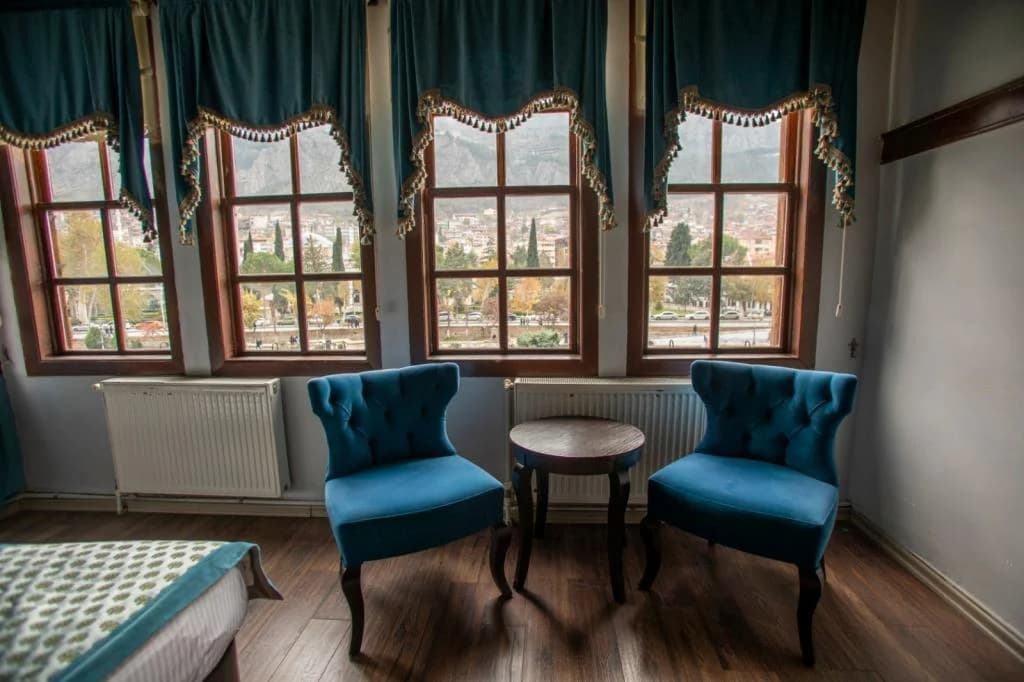 Nehir Manzaralı Superior Oda	 3