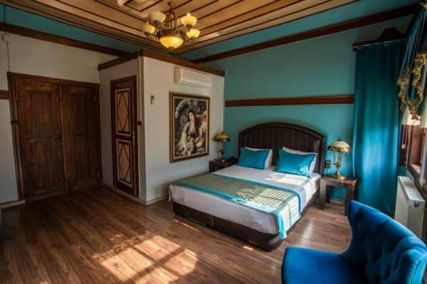 Nehir Manzaralı Deluxe Oda	 1