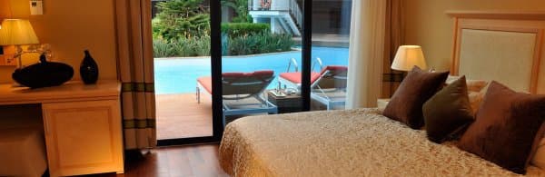 Lake Suite Swim Up 3