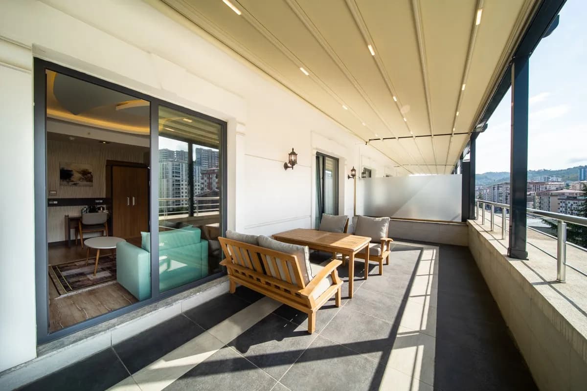 Jakuzili Roof Suit 4