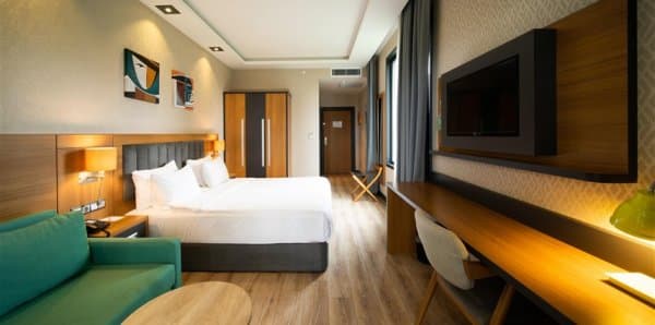 Geniş Yataklı Bahçeli Oda 1