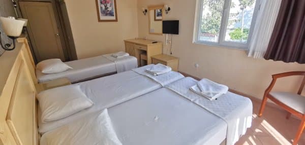 Üç Kişilik Standart Oda 2