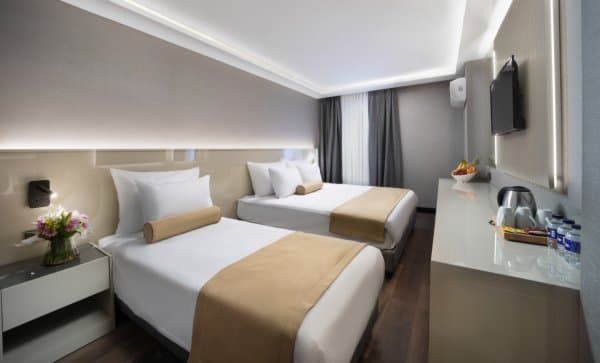 Standart Üç Kişilik Oda 3