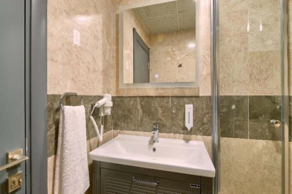 Superior Çift Kişilik Oda 4