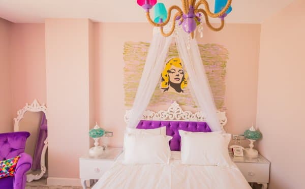 Standart Oda Şehir Manzaralı 2