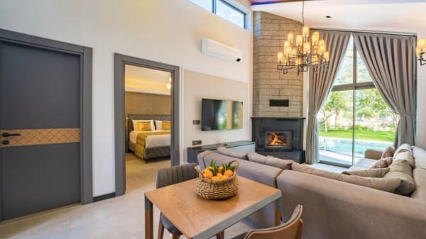 Superior Pool Villa 3