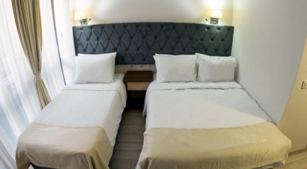 Standart Üç Kişilik Oda 1