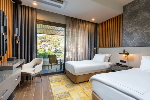 Konfor Ana Bina Kara Manzaralı 4