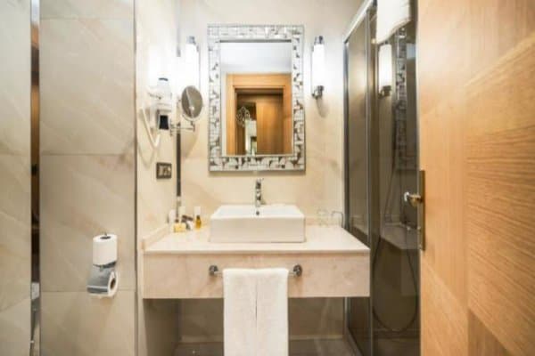 Deluxe Room Balkonlu Ana Giriş 2