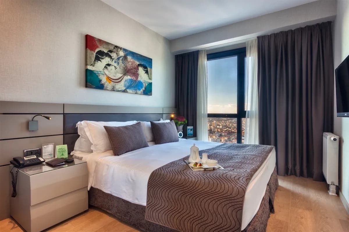 One Bedroom Premier	 1