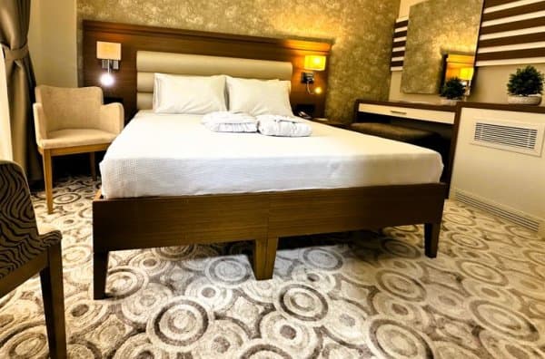 Deluxe Double Room 2