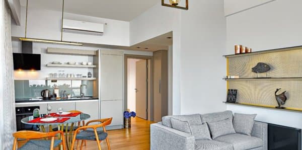 Junior Executive 1 Bedroom Apt-Breathtaking Terrace 2