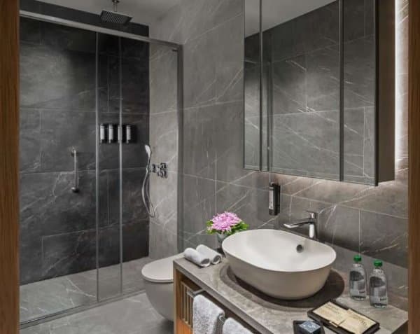 Superior Four Bedroom Suite 4+1 4