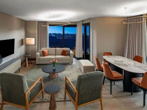 Deluxe Two Bedroom Suite with Terrace 2+1 2