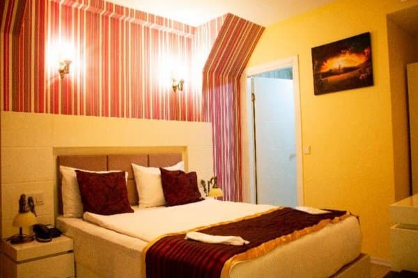 Ekonomik İki Kişilik Oda - Penceresiz 14m2 3