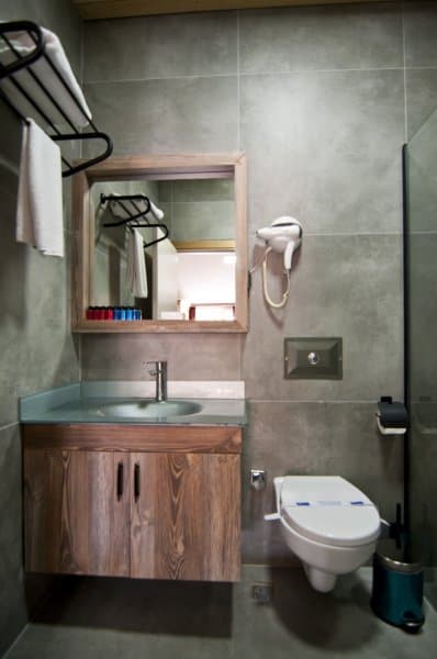 Standart Dört Kişilik Oda 3