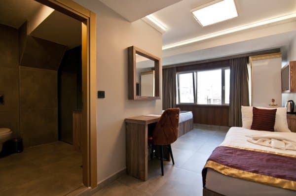 Standart Üç Kişilik Oda 3