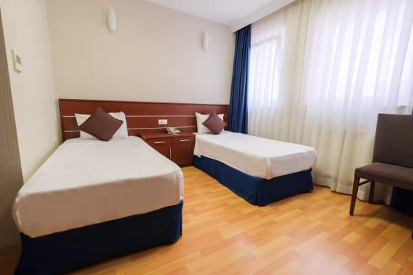 Twin Bed Room- İki Ayrı Yataklı Oda 1
