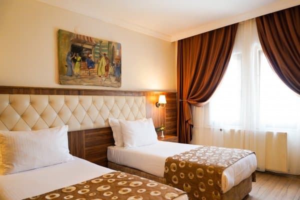 Standart İki İkişilik Oda 3