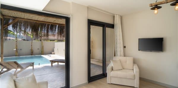 Özel Havuzlu Suit Havuz Manzaralı, Havuzlu  1