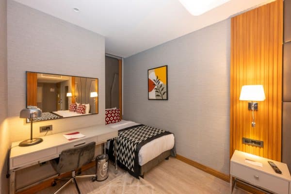 Executive Triple Oda	 3