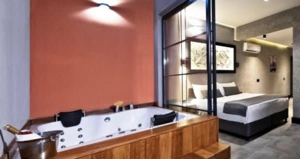 Deluxe Jakuzili Oda 2