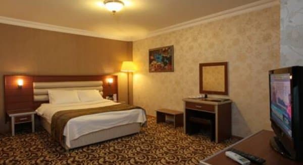 Triple Aile Odası 1