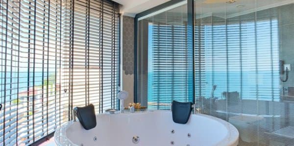 Deluxe Suit Jakuzili Deniz Manzaralı Oda 3