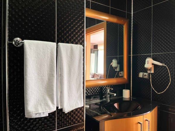 Jakuzili Balayı Odası 4