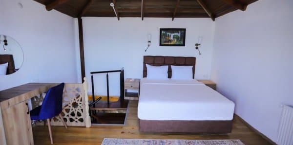 Dublex Suite French Bed Lake View	 1