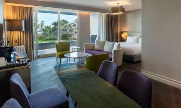 Suite Room with Balcony - Garden View 2