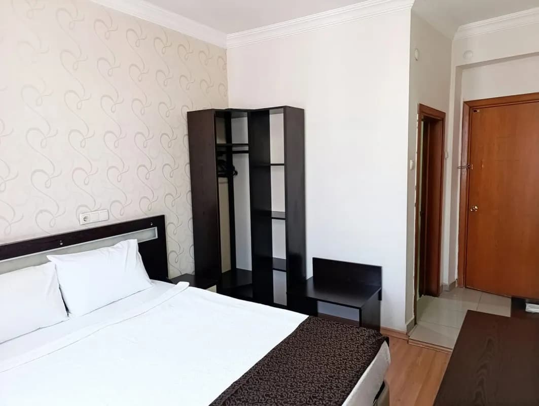 Tek Kişilik Standart Oda Double Yataklı	 1