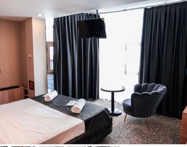 Deluxe Double 25 m2 Oda 2