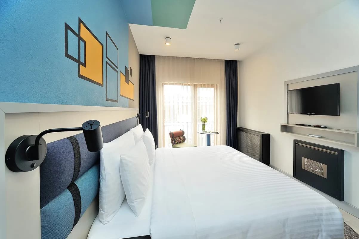 Standart Oda Şehir Manzaralı  2