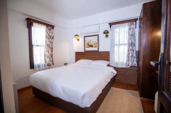 Ege Evleri Suit Oda 1