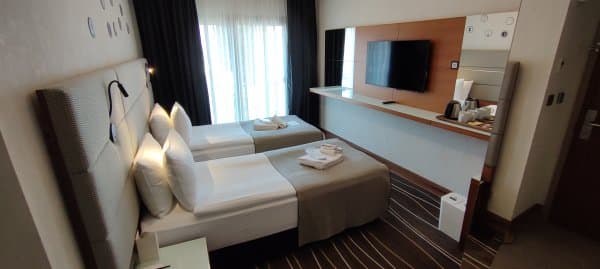 Premium Family Room 1