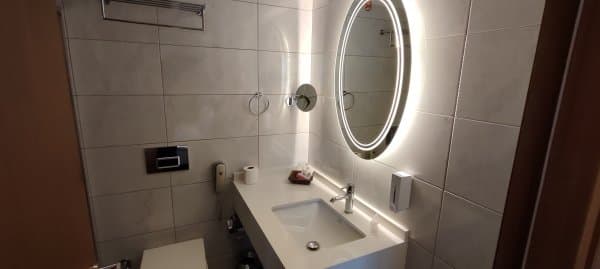 Premium Balcony Room 4