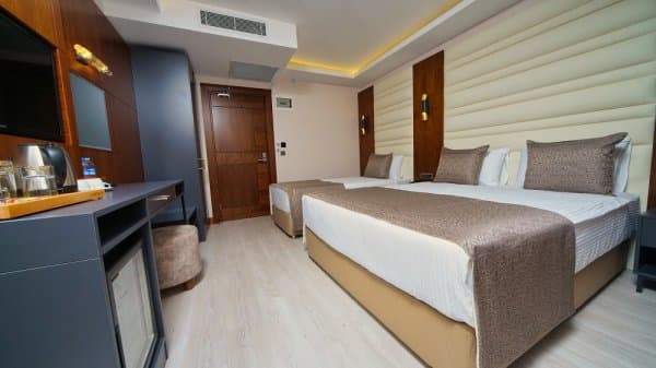 Triple Room 2