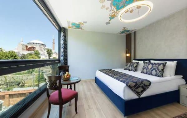 JUNIOR SUITE ST.SOPHIA VIEW 1