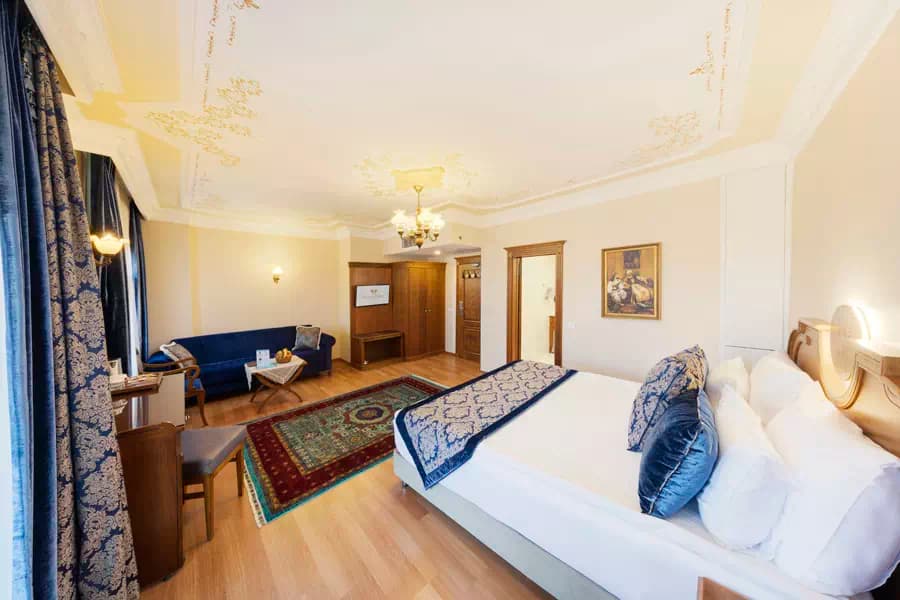DELUXE SUITE HAGIA SOPHIA VIEW 3