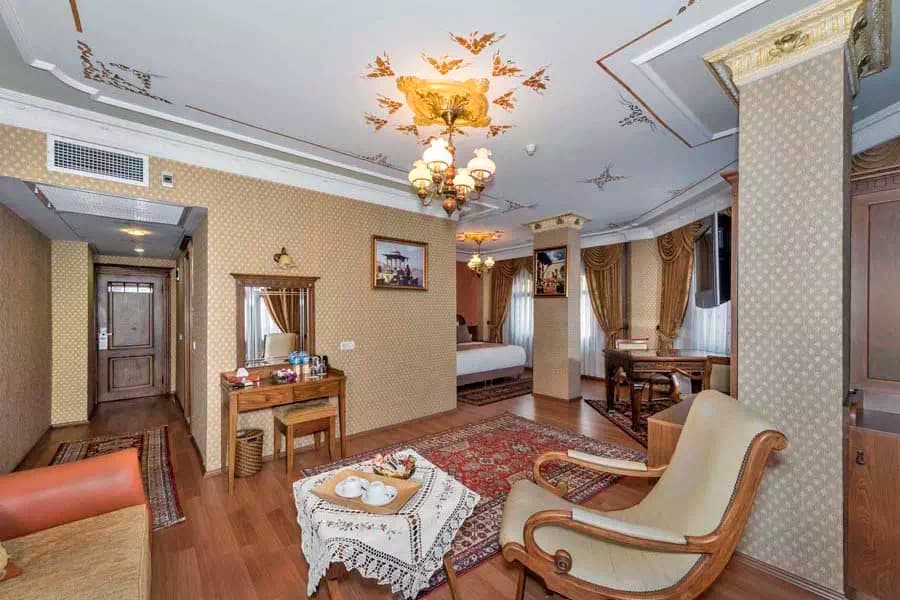 PRESIDENTAL SUITE 3