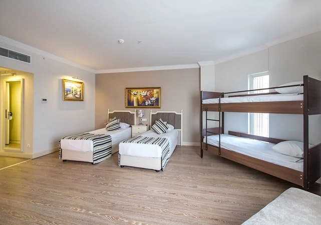 Standart 4 Kişilik Oda 1