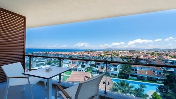 Aile Odası Yandan Deniz Manzaralı  3