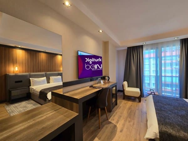 Comfort Oda, Kısmi Deniz Manzaralı, Balkonlu 2