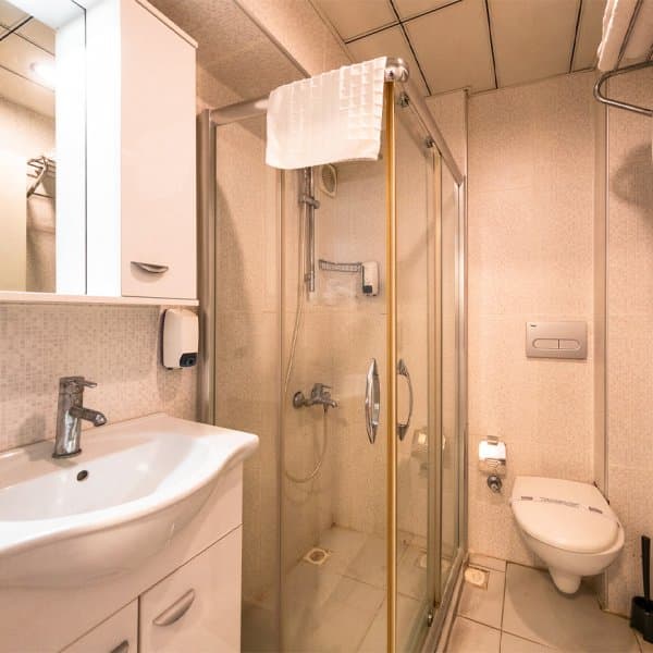 Standart Oda, Deniz veya Kara Manzaralı 3