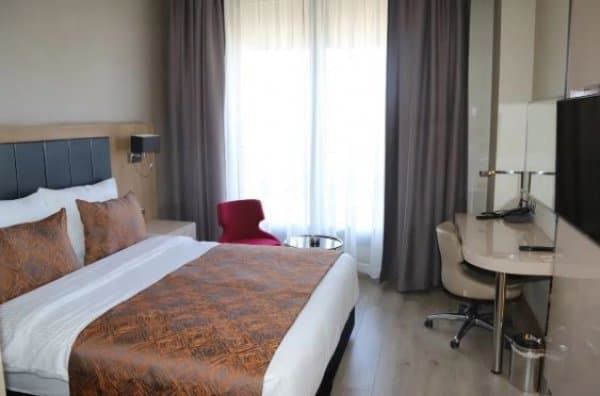 Standart Double Yataklı Oda 1
