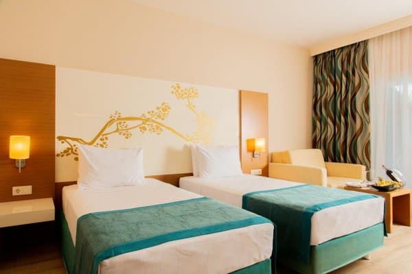 Havuz Erişimli Oda 1