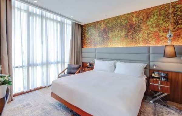 KING GUEST ROOM 1