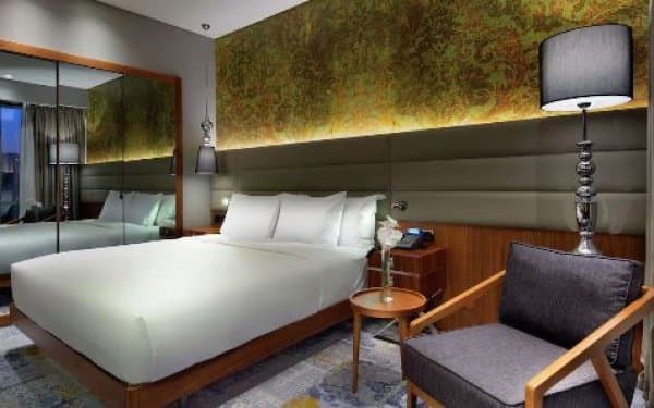 KING GUEST ROOM 4
